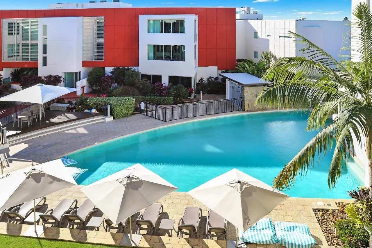 Element On Coolum Beachfront Sunshine Coast מלון דירות